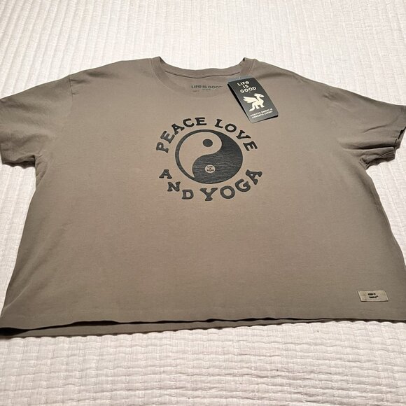 NWT Life Is Good Peace Love & Yoga Crusher Tee – Women’s Crop – Green - Picture 3 of 3